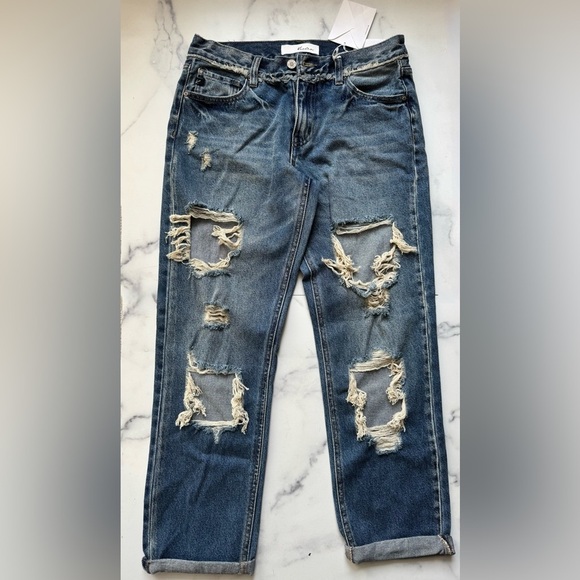 KanCan Distressed Denim Boyfriend Jeans, Size 26, NEW WITH TAGS - Picture 1 of 3